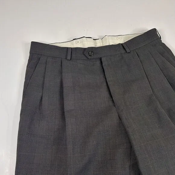 Jos A Bank 38R Suit 34x28 Pleated 100% Wool Brown Glen Plaid Two Button Vented